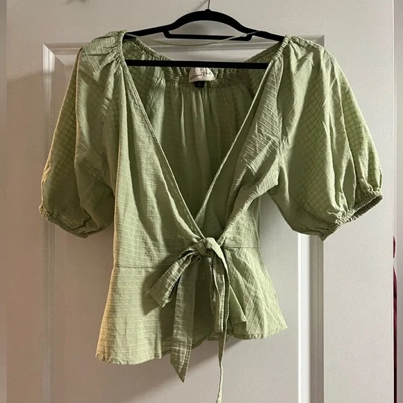 NWOT Sage green Wrap puff shirt - Picture 1 of 3